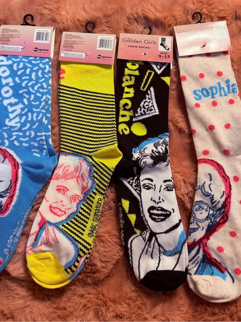 NWT Golden Girls Dorothy Rose Blanche Sophia Crew Socks Set of 4 9-13